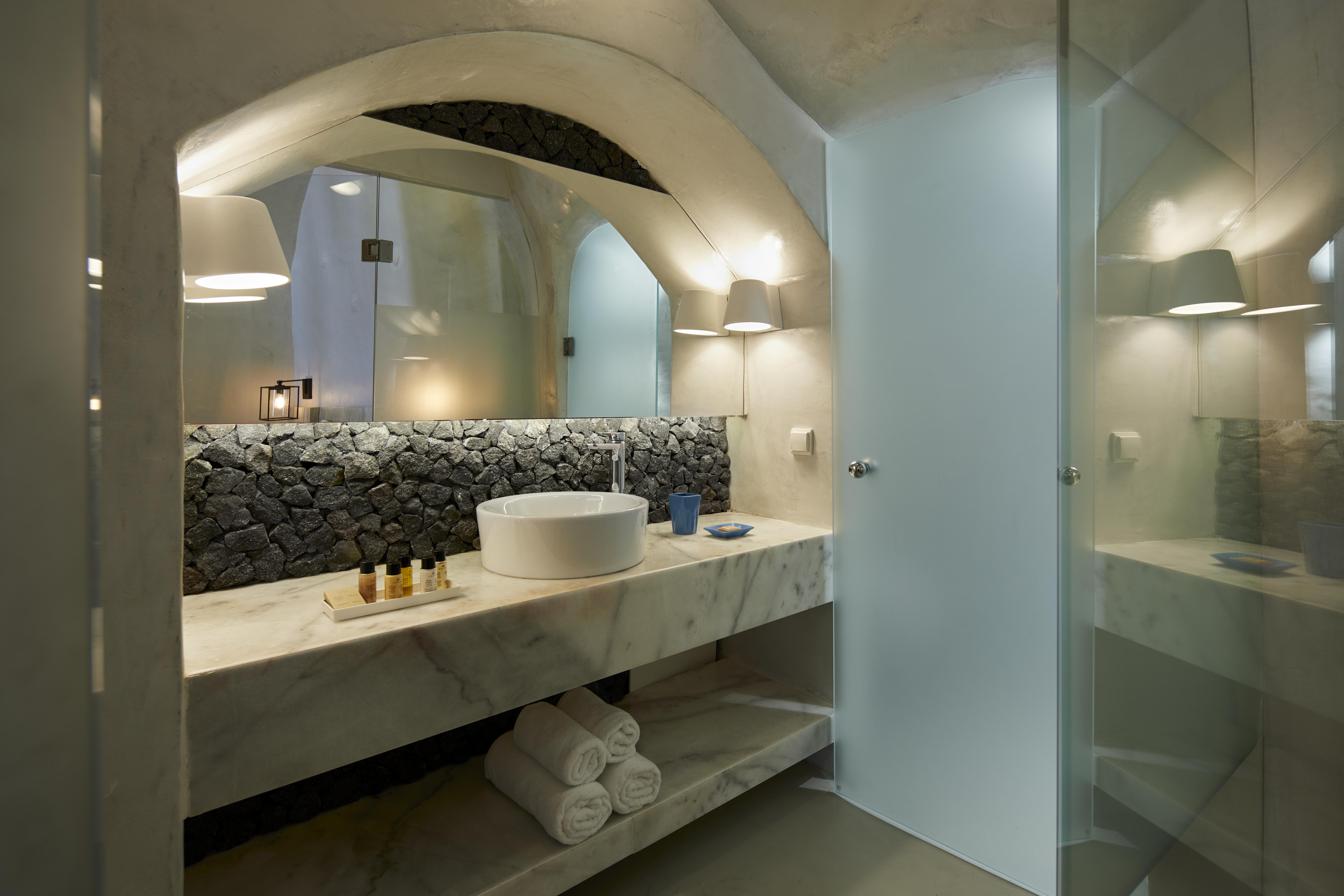 Rhenia'S Suites Οία Εξωτερικό φωτογραφία